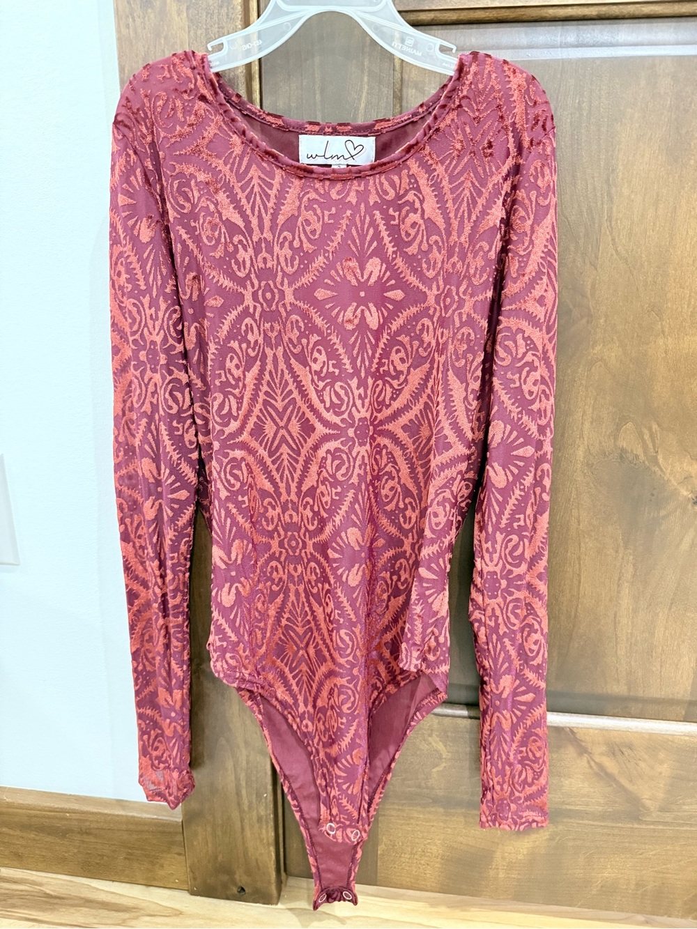 Women’s Long-Sleeve Red Velvet Lace Patterned Bodysuit